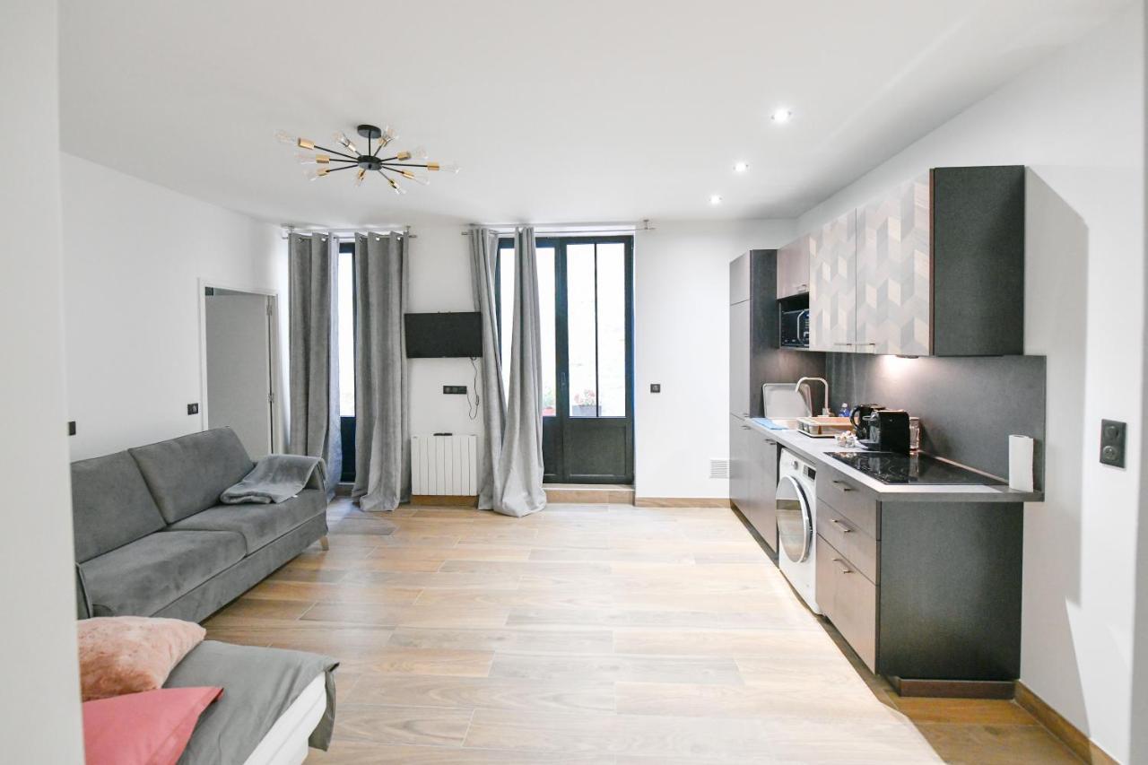 Parking Gratuit - Montmartre Charme & Patio Prive - Sacre-Coeur Metro Anvers פריז מראה חיצוני תמונה