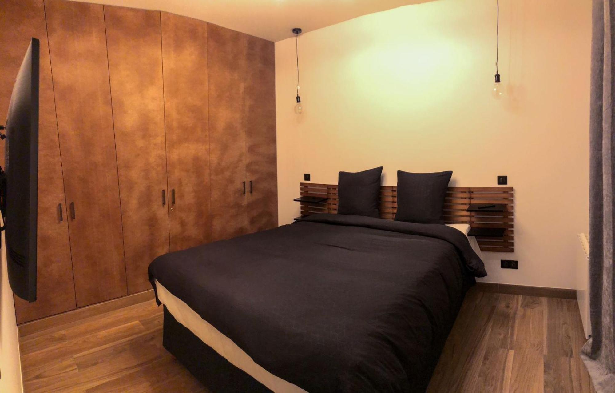 Parking Gratuit - Montmartre Charme & Patio Prive - Sacre-Coeur Metro Anvers פריז מראה חיצוני תמונה