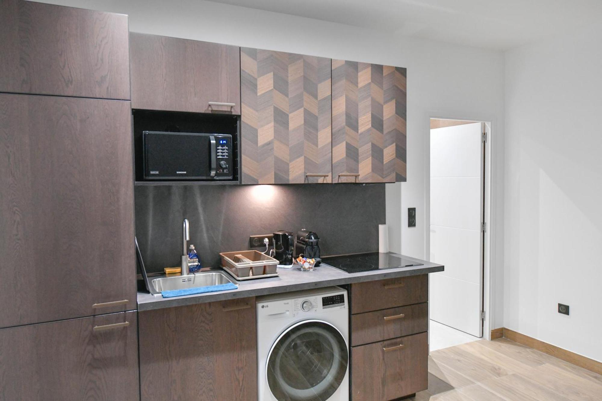 Parking Gratuit - Montmartre Charme & Patio Prive - Sacre-Coeur Metro Anvers פריז מראה חיצוני תמונה