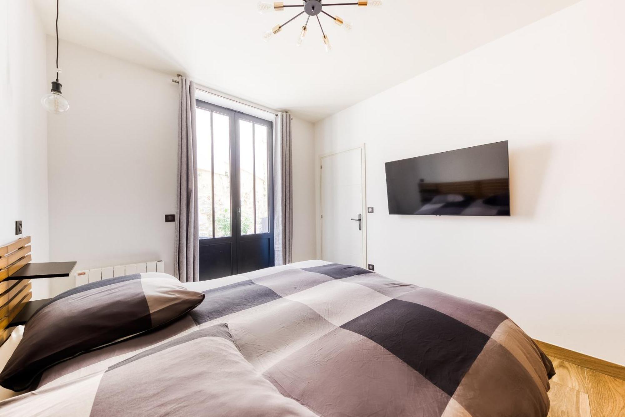 Parking Gratuit - Montmartre Charme & Patio Prive - Sacre-Coeur Metro Anvers פריז מראה חיצוני תמונה