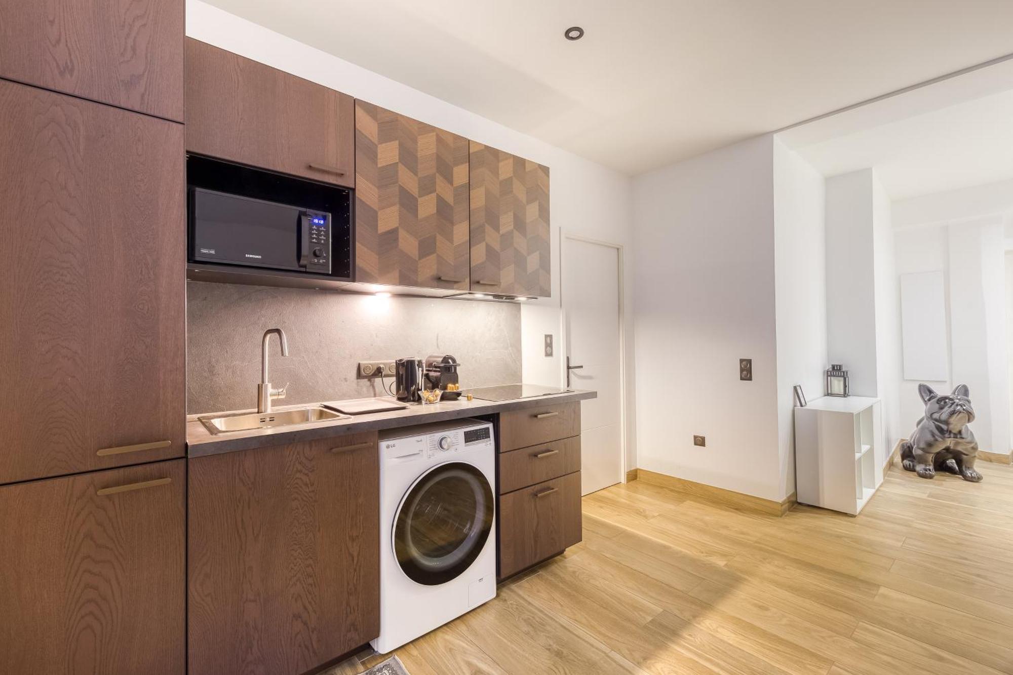 Parking Gratuit - Montmartre Charme & Patio Prive - Sacre-Coeur Metro Anvers פריז מראה חיצוני תמונה