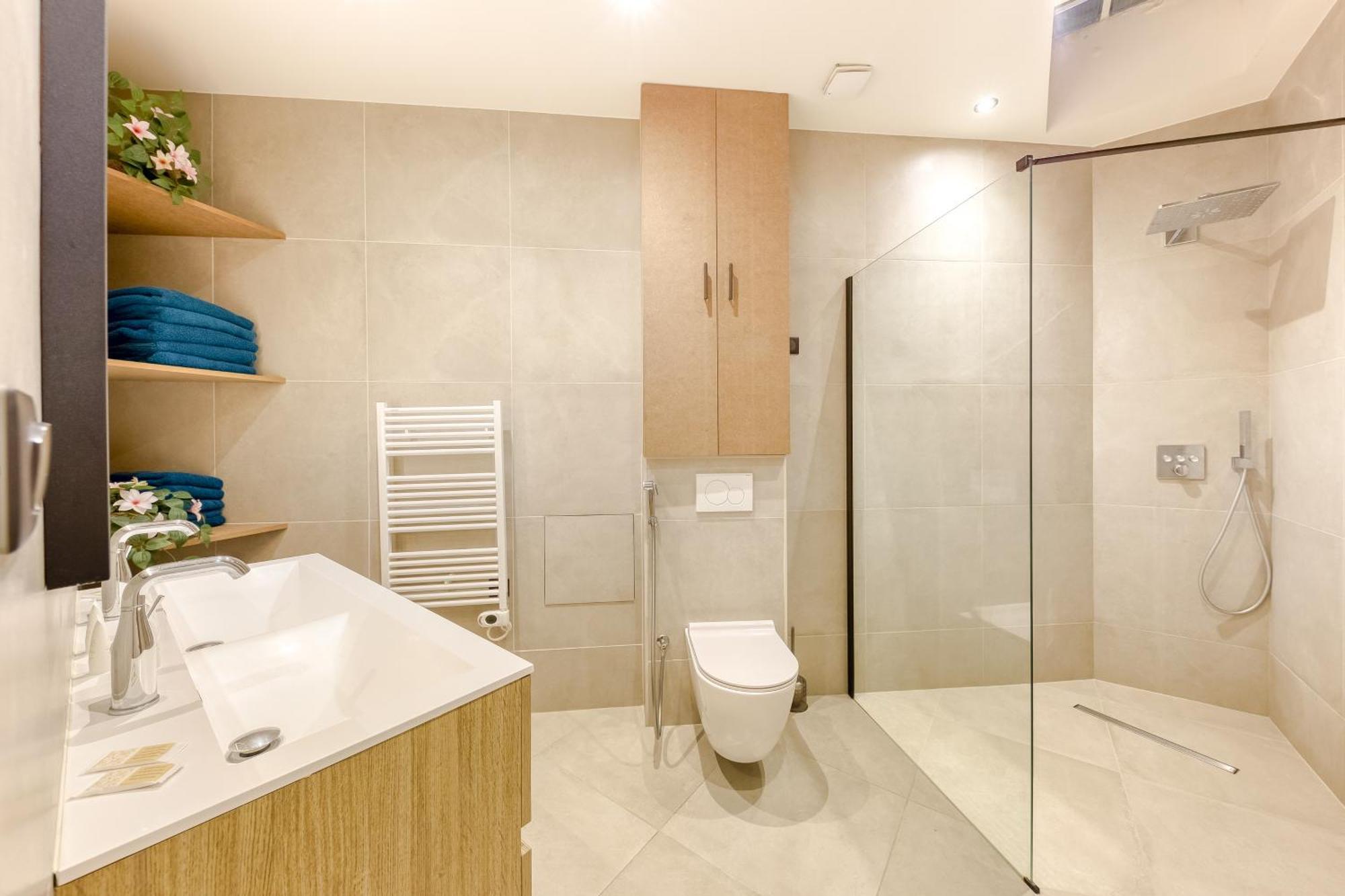 Parking Gratuit - Montmartre Charme & Patio Prive - Sacre-Coeur Metro Anvers פריז מראה חיצוני תמונה